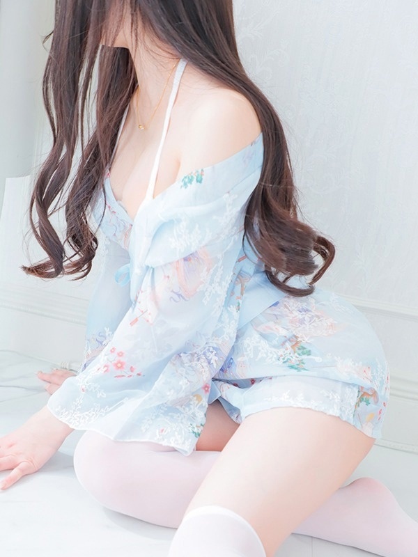 ギャルズネットワーク大阪 outcall escort service HIMENA　3P:threesome(mmf&mff)OK