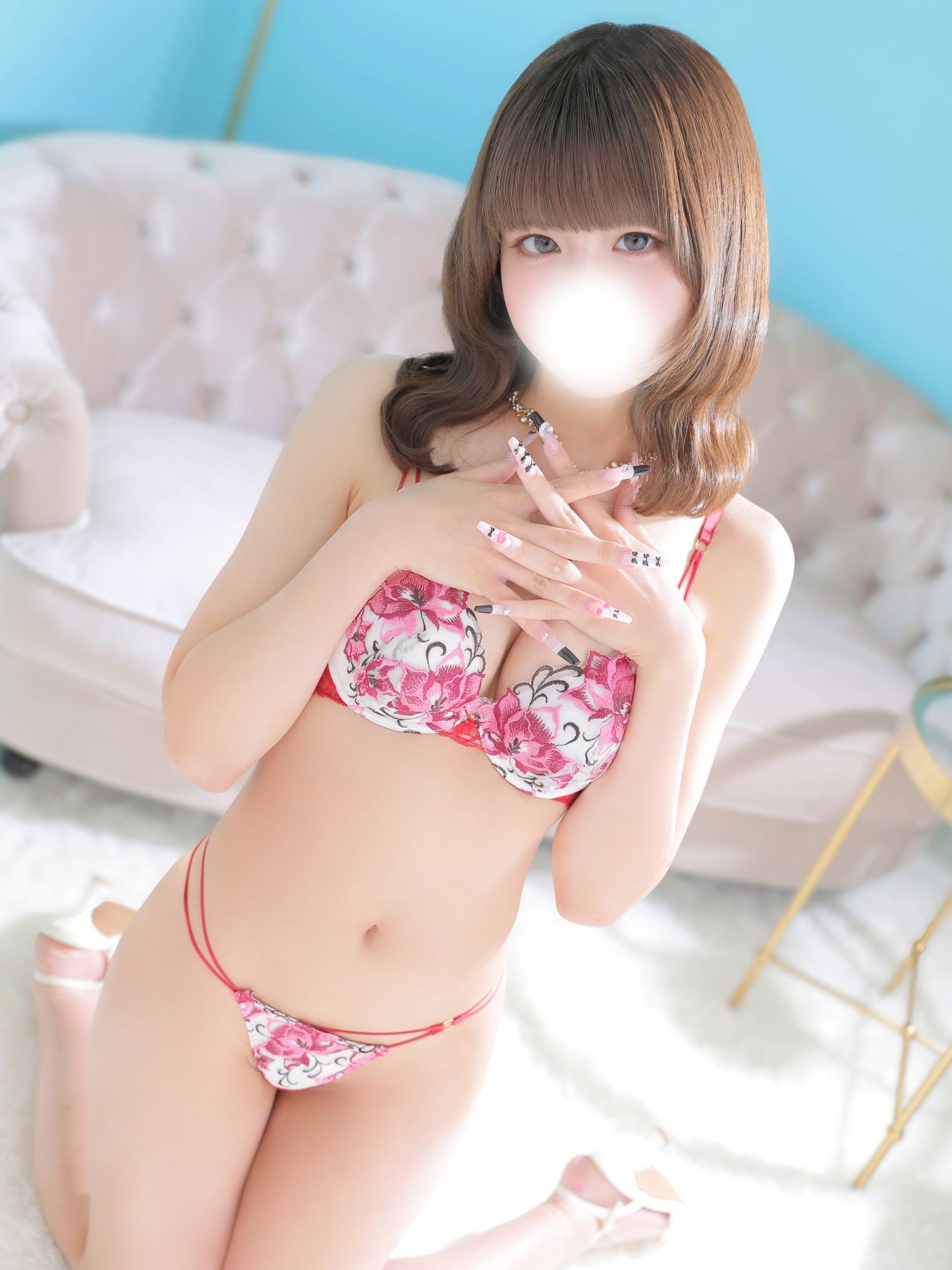 ホワイトベル渋谷 上門服務 NIINA