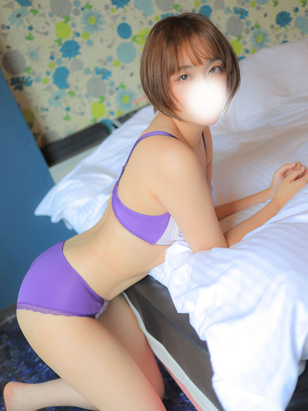 人妻・若妻デリヘル レディプレイス 안마(데리버리) KUMI