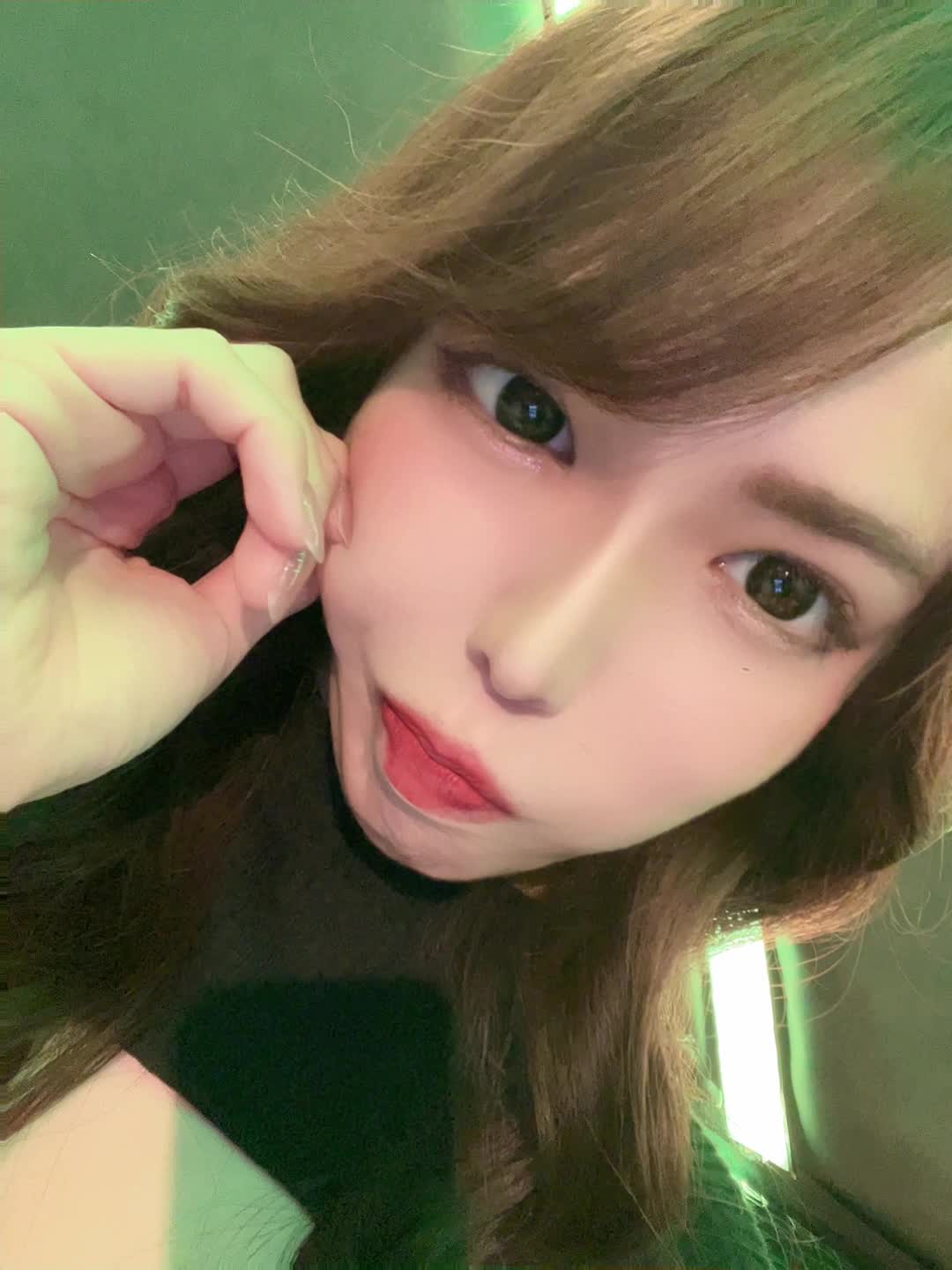 返信動画サムネイル