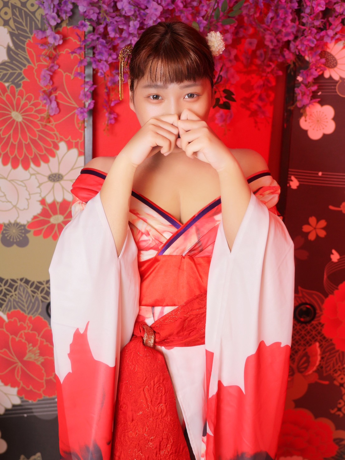 OMOTENASHI Girls in Shinjuku (업소)에스테틱/퇴폐마사지 TOMI