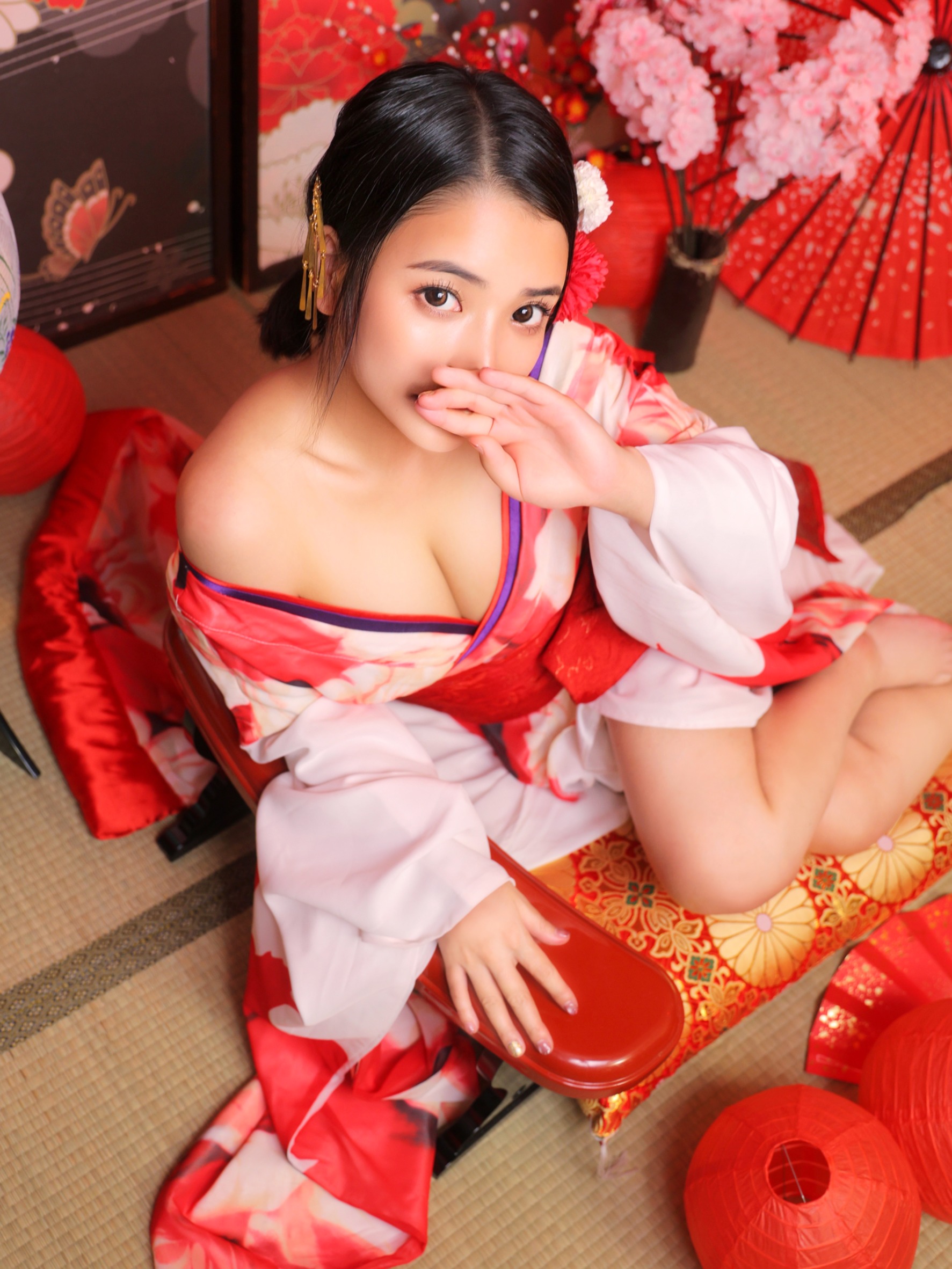 OMOTENASHI Girls in Shinjuku (업소)에스테틱/퇴폐마사지 VIVI