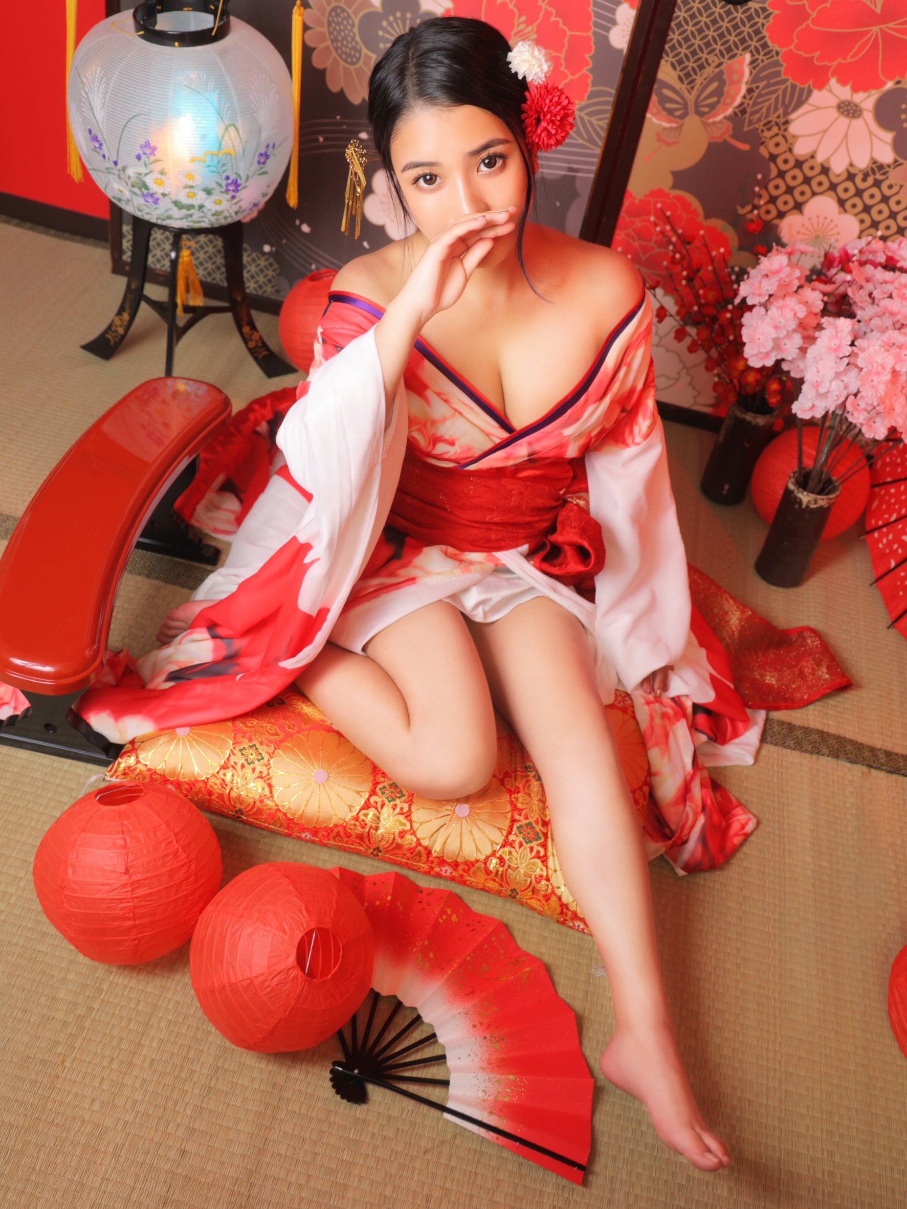 OMOTENASHI Girls in Shinjuku (업소)에스테틱/퇴폐마사지 VIVI
