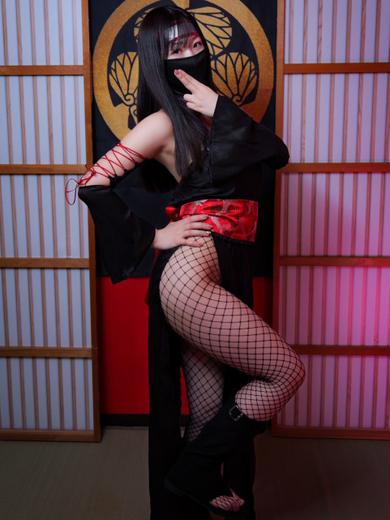   TSUBAKI