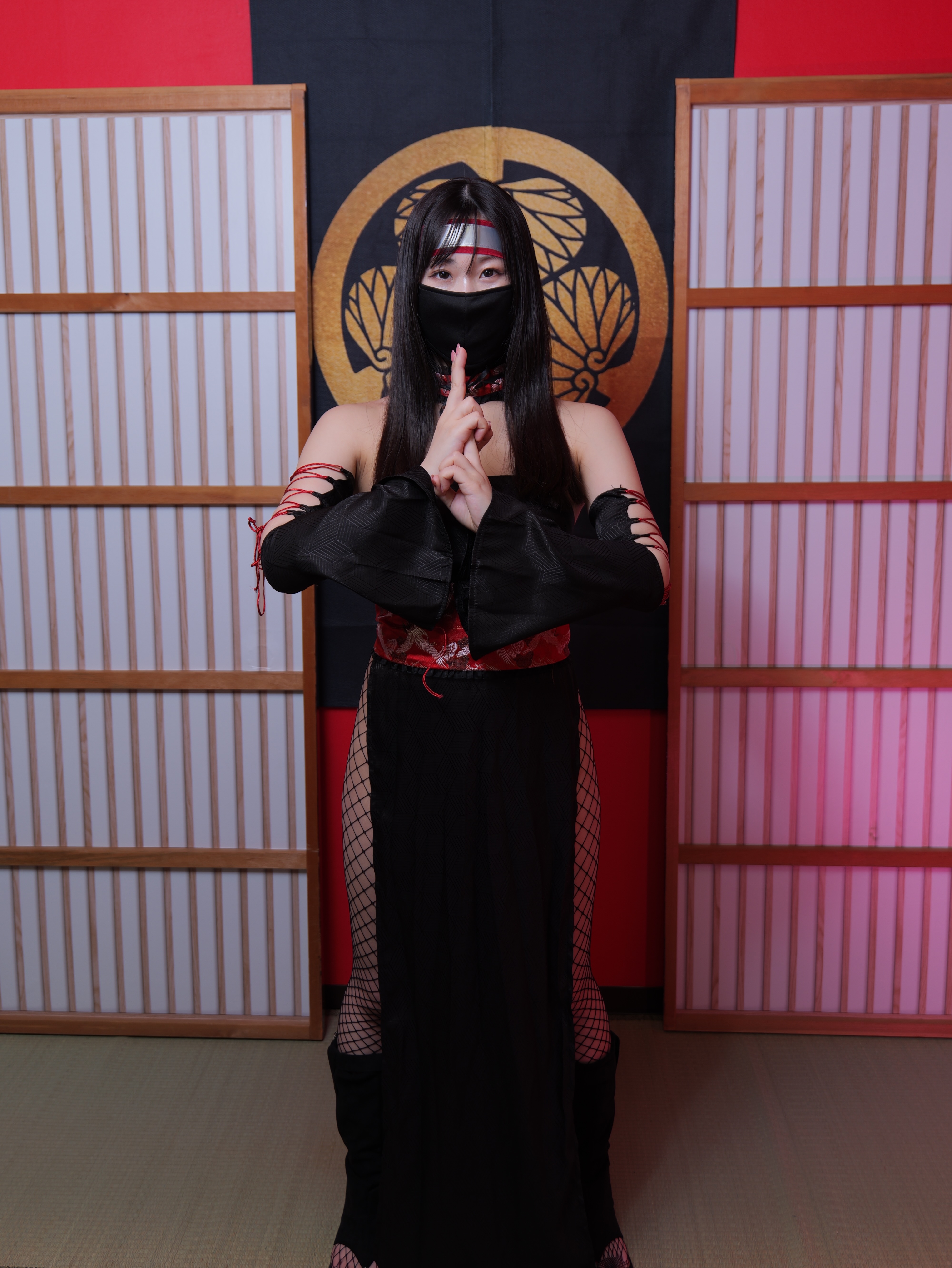 Kunoichi - Ninja Escorts in Kabukicho 호텔헤루 TSUBAKI