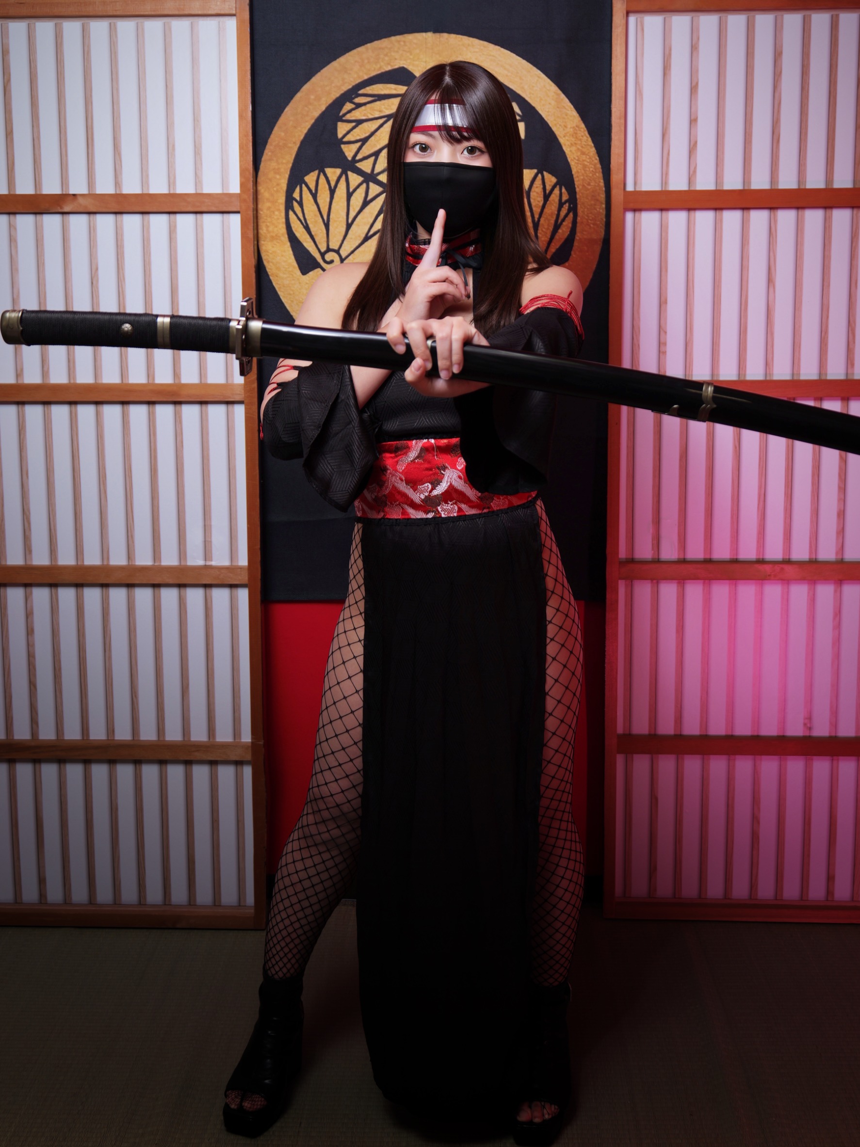 Kunoichi - Ninja Escorts in Kabukicho 호텔헤루 BENIBANA