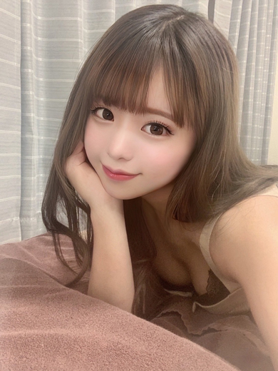 Tokyo Royal Escort outcall escort service MANAKA MIKU