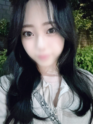 Tokyo Royal Escort outcall escort service AIKAWA NIKO