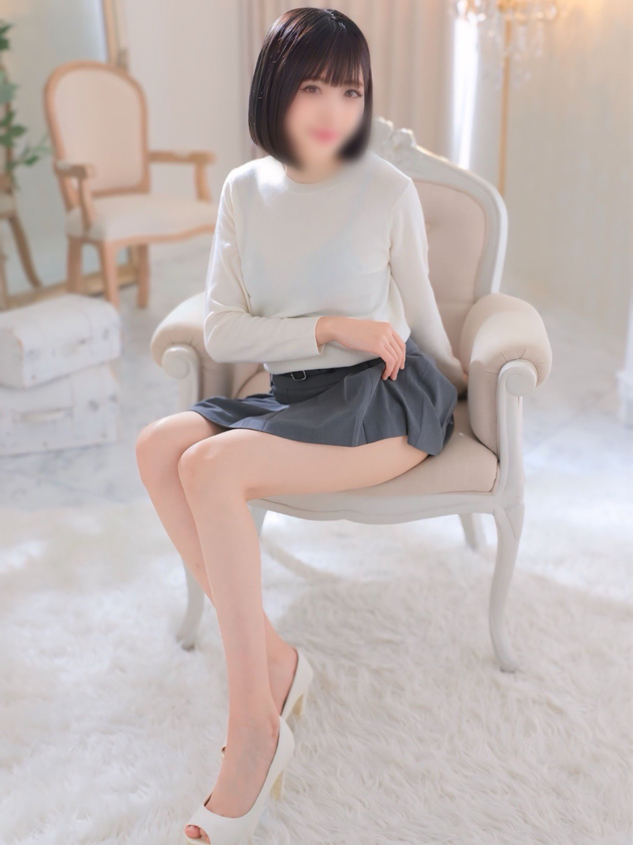 Tokyo Royal Escort outcall escort service MOMOYAMA SAKURA