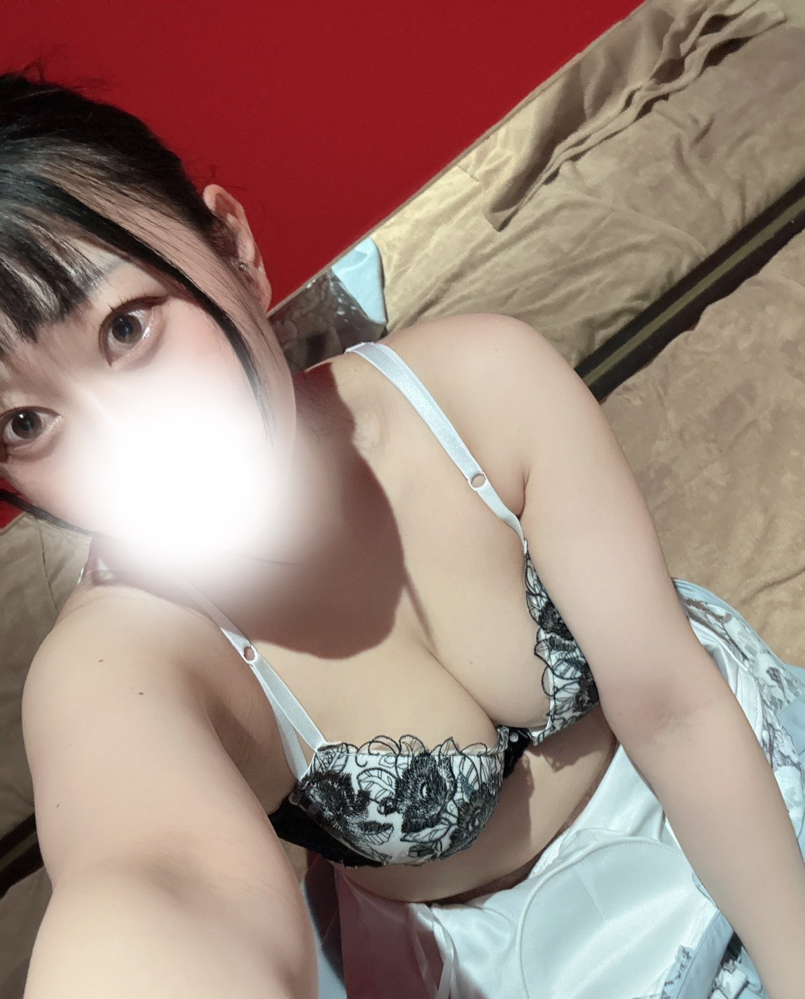 人妻in誘惑スイートルーム名古屋錦店～E＋Group～ erotic massage service parlor HIMARI