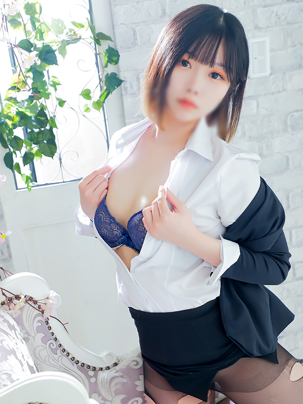 ノーパンパンスト　スケベなOL　梅田・兎我野店 ホテヘル(店舗) NAGASE　YURINA