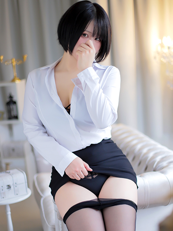 ノーパンパンスト　スケベなOL　梅田・兎我野店 ホテヘル(店舗) KURUGA　BISUKE