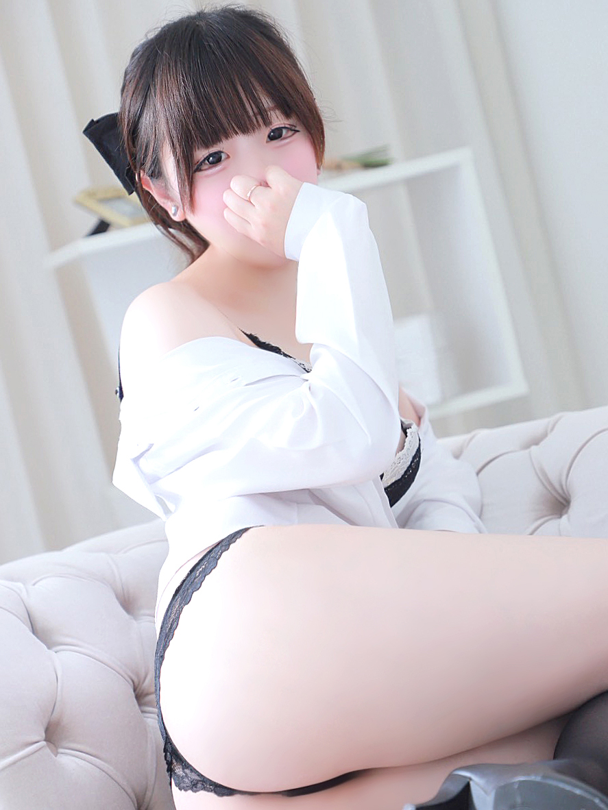 ノーパンパンスト　スケベなOL　梅田・兎我野店 ホテヘル(店舗) TSUGUMIMOKA