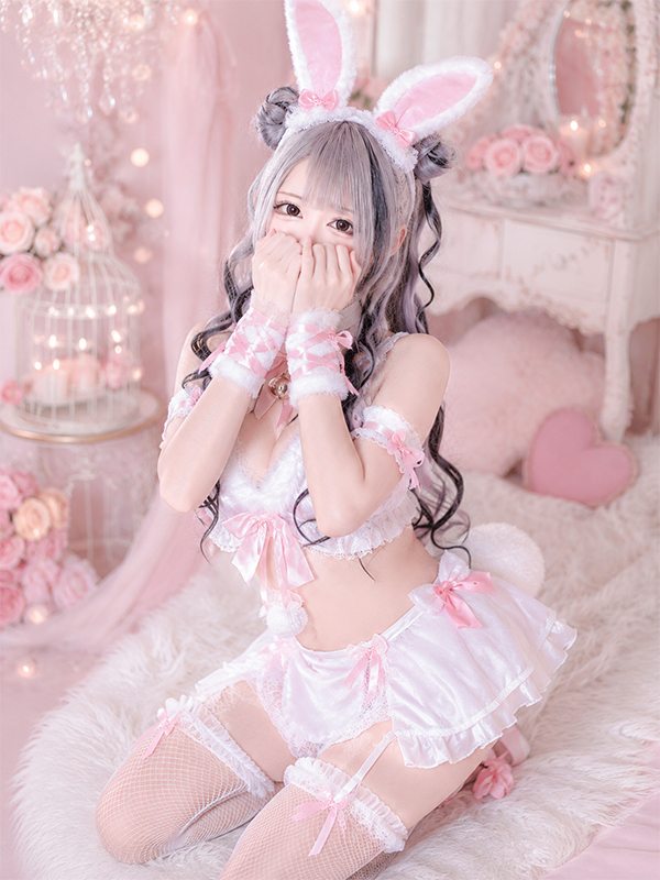 絶対領域！夢の空間～ドリームファンタジー～ outcall escort service HINATA　Beautiful gir