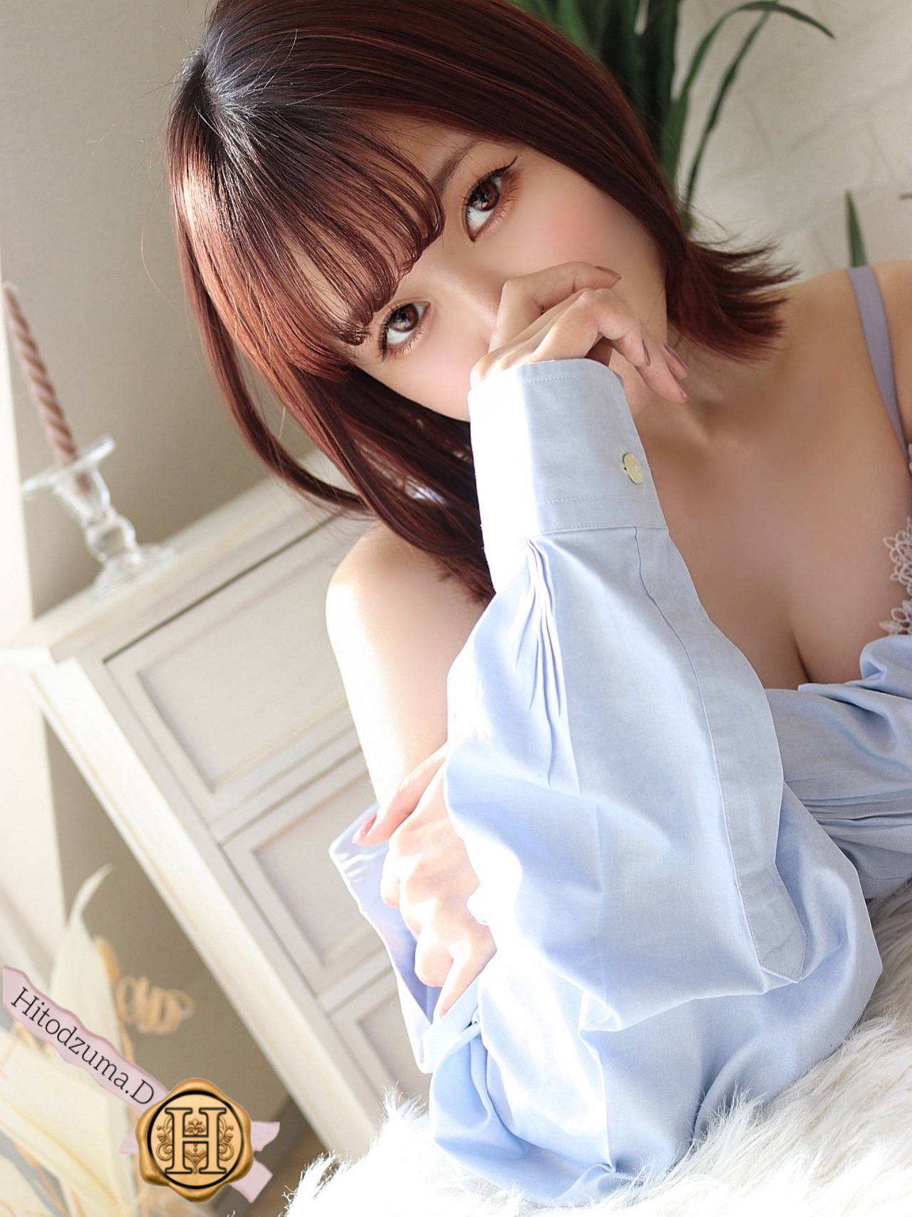 人妻同窓会『信頼の証ヴィーナスグループ』 デリヘル INKA　　　　🌸 A Special Kind of Charm &ndash; Mrs. Inka 🌸 Mrs. Inka isn&rsquo;t just cute&mdash;she has a unique charm that draws you in instantly. Her fair, translucent skin and sparkling eyes create a captivating presence, making time seem to slow when your eyes meet. Calm and elegant, yet warm and approachable, she brings comfort and ease to everyone around her. Mature and composed, she also reveals a sweet, playful side that adds to her unforgettable appeal. From the very first meeting, her relaxed conversation and genuine smile put you completely at ease. Come and discover the special charm of Mrs. Inka.  💴 Payment is in Japanese yen cash only. VISA, MasterCard, and China UnionPay cards can withdraw yen at convenience store ATMs. Please prepare cash in advance.