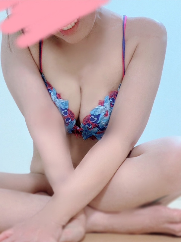 夢見る熟女『信頼の証ヴィーナスグループ』 데리헤루 JURI