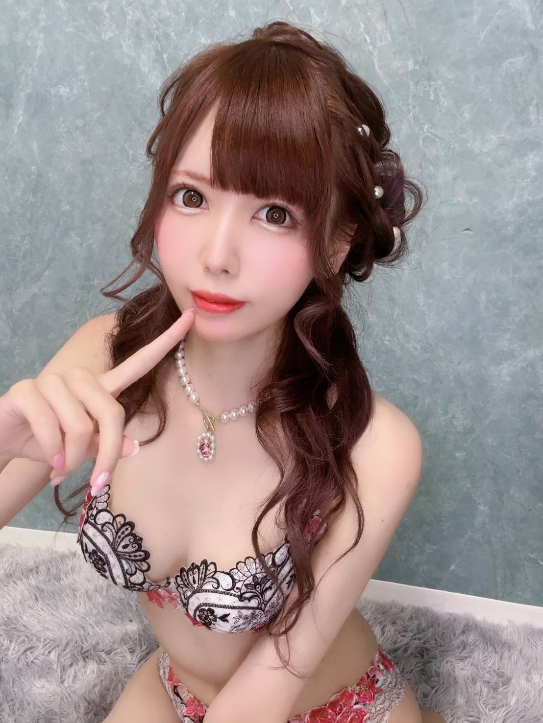 ESTE ALLURE (上门)色情按摩/回春 服务 奏おんぷ