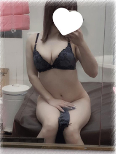 LIPS（リップス） Fashion health,  Incall RIN  可愛 癒系