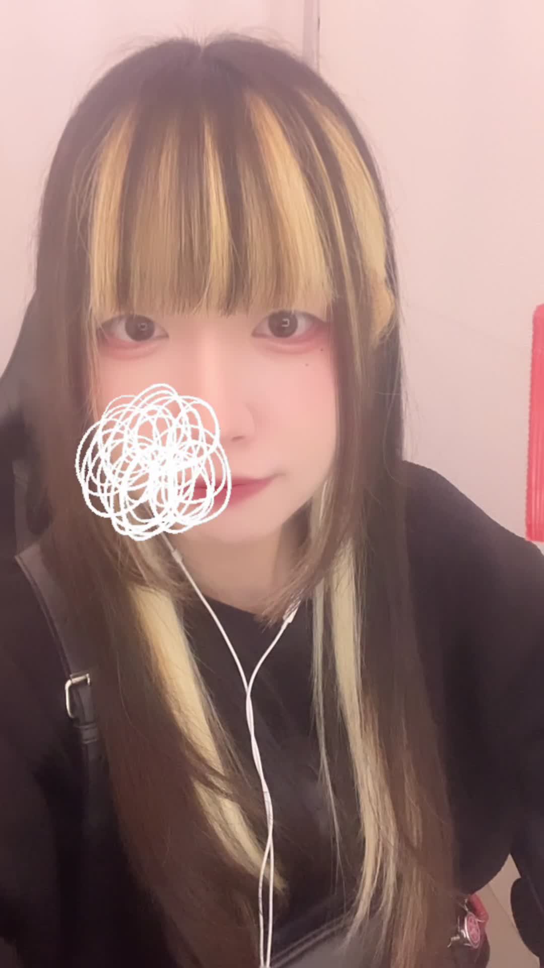 返信動画サムネイル