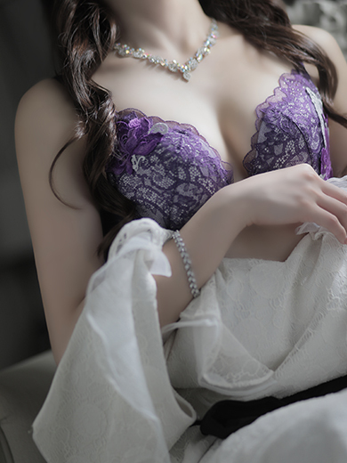 Royal LIPS VIP Fashion health,  Incall MAKOTO